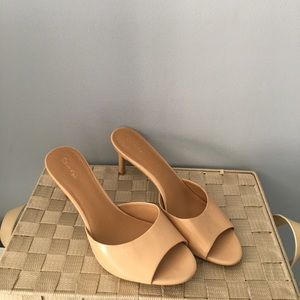 Calvin Klein slides 11